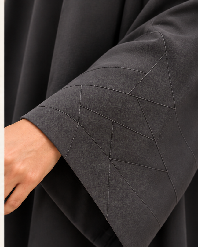 catalog:minimal-stitch-abaya:03-detail
